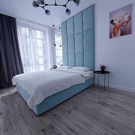 Avalon On Lypynskogo Street Appartement Lviv Buitenkant foto
