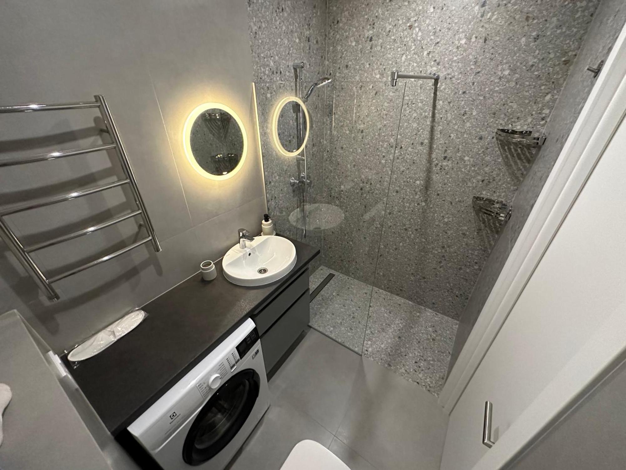 Avalon On Lypynskogo Street Appartement Lviv Buitenkant foto