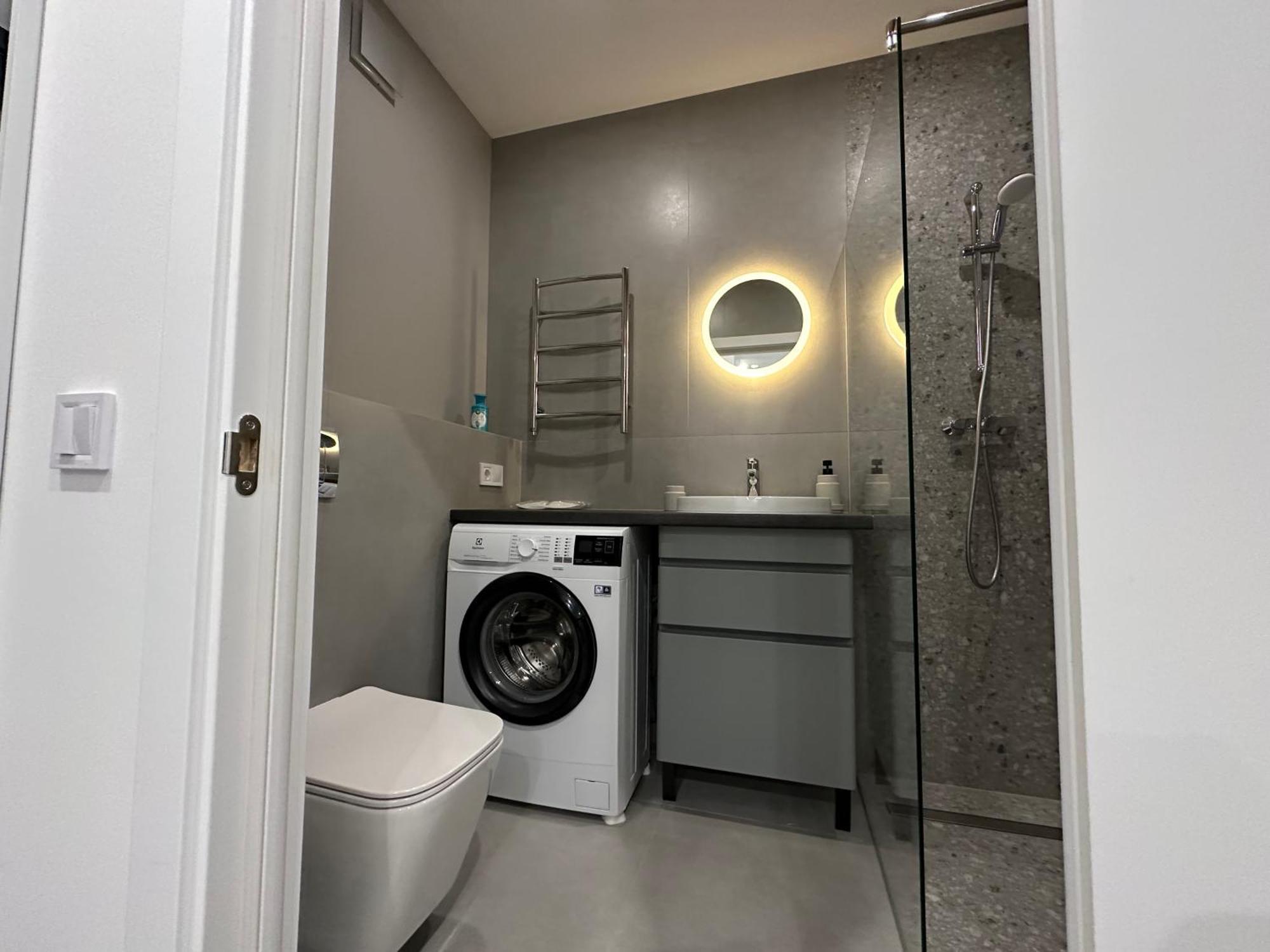 Avalon On Lypynskogo Street Appartement Lviv Buitenkant foto