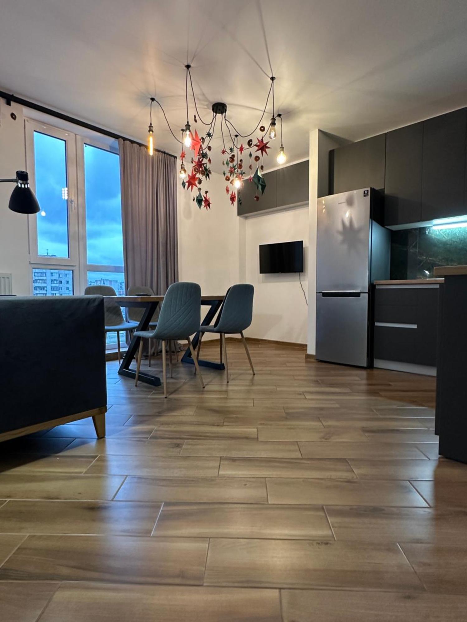 Avalon On Lypynskogo Street Appartement Lviv Buitenkant foto
