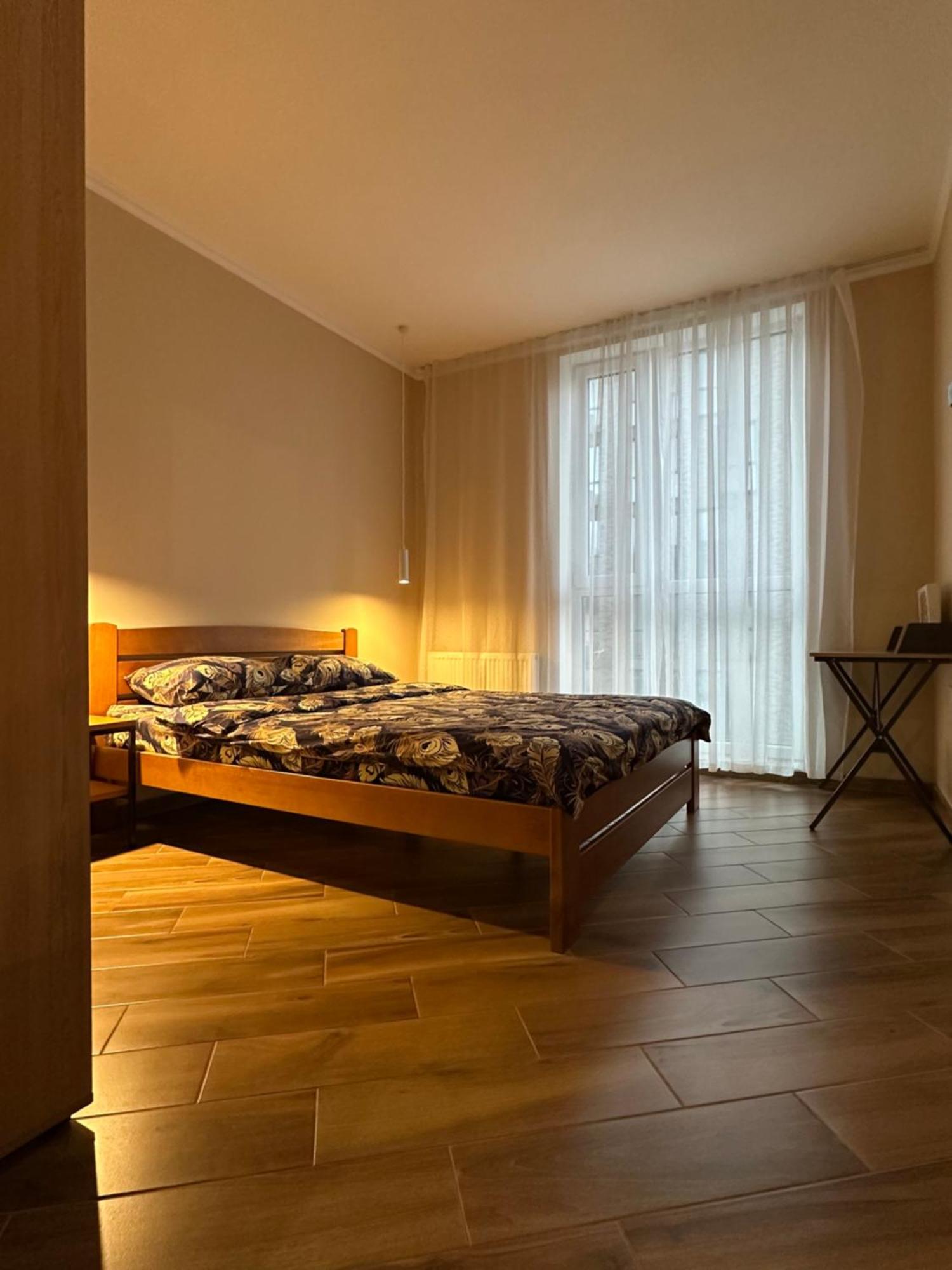 Avalon On Lypynskogo Street Appartement Lviv Buitenkant foto